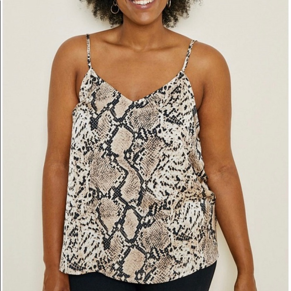Curvy snakeskin tank